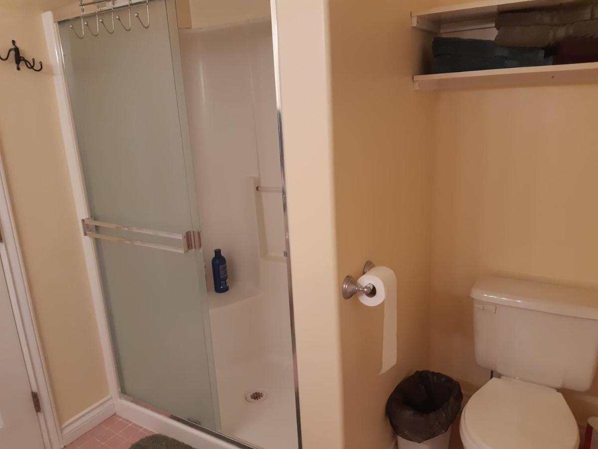 Lakeview House With 4 Rooms Kelowna Near Downtown & Knox Moutain Eksteriør bilde