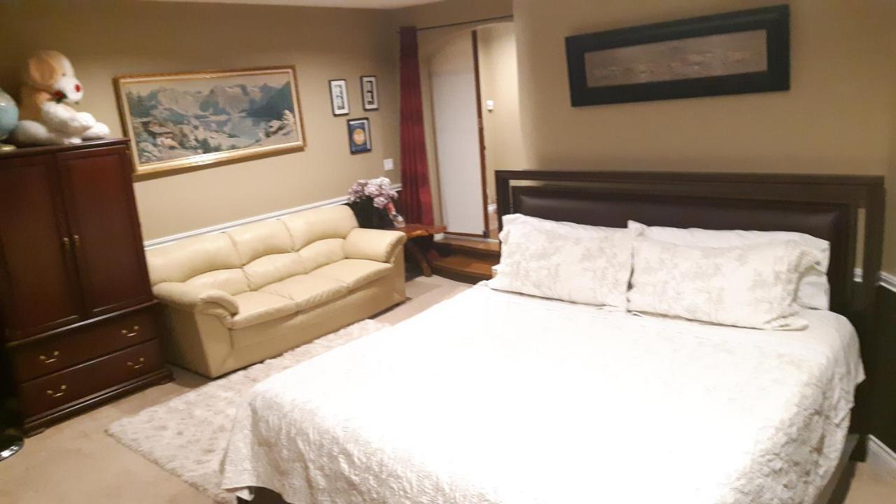 Lakeview House With 4 Rooms Kelowna Near Downtown & Knox Moutain Eksteriør bilde
