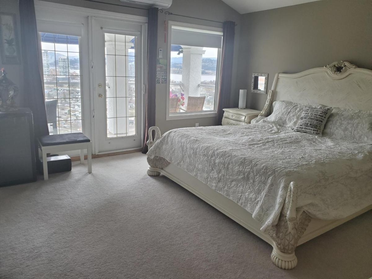 Lakeview House With 4 Rooms Kelowna Near Downtown & Knox Moutain Eksteriør bilde