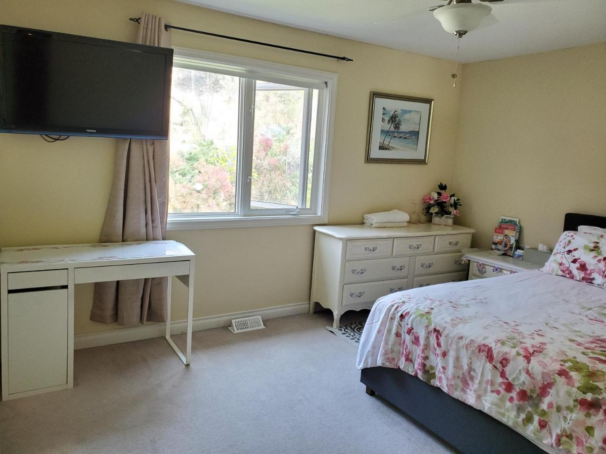 Lakeview House With 4 Rooms Kelowna Near Downtown & Knox Moutain Eksteriør bilde