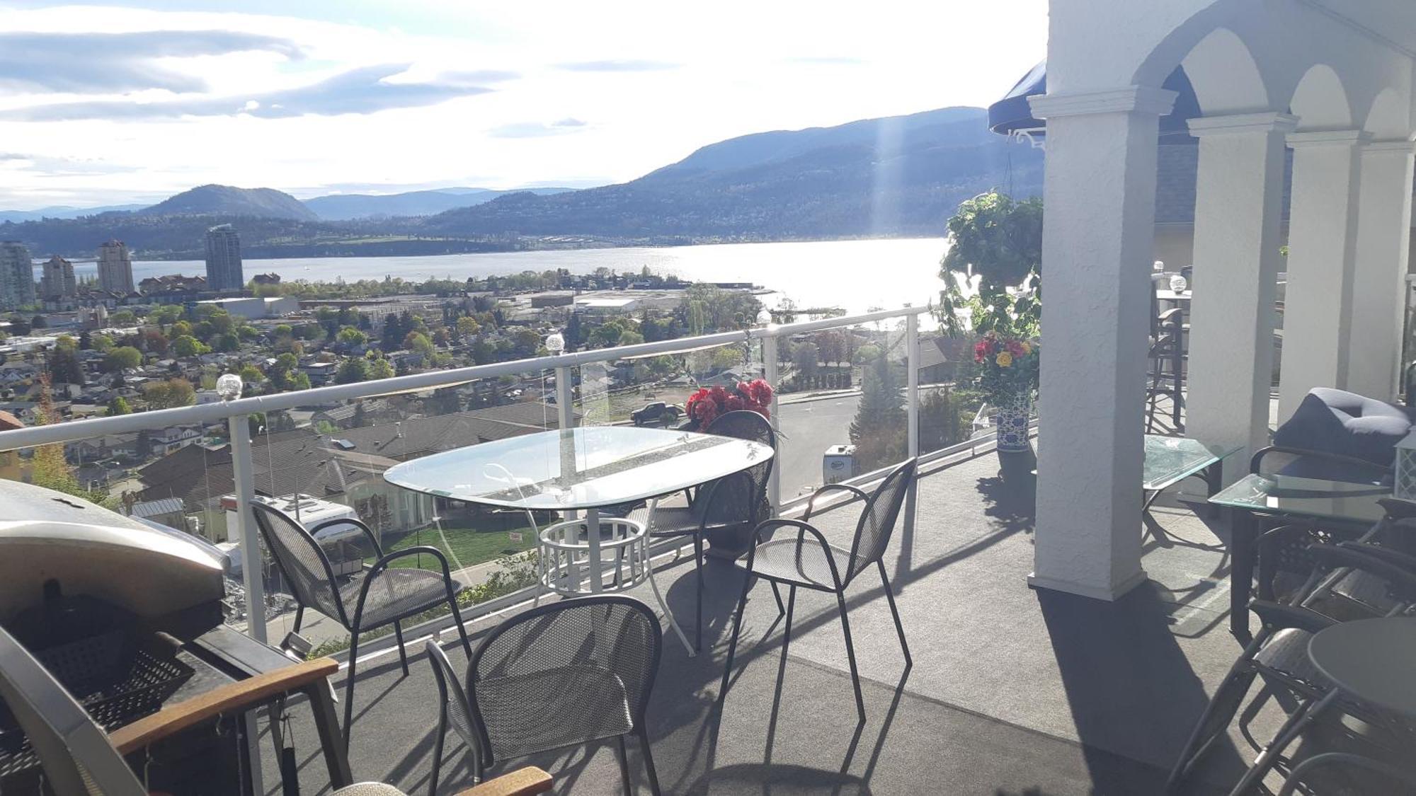 Lakeview House With 4 Rooms Kelowna Near Downtown & Knox Moutain Rom bilde